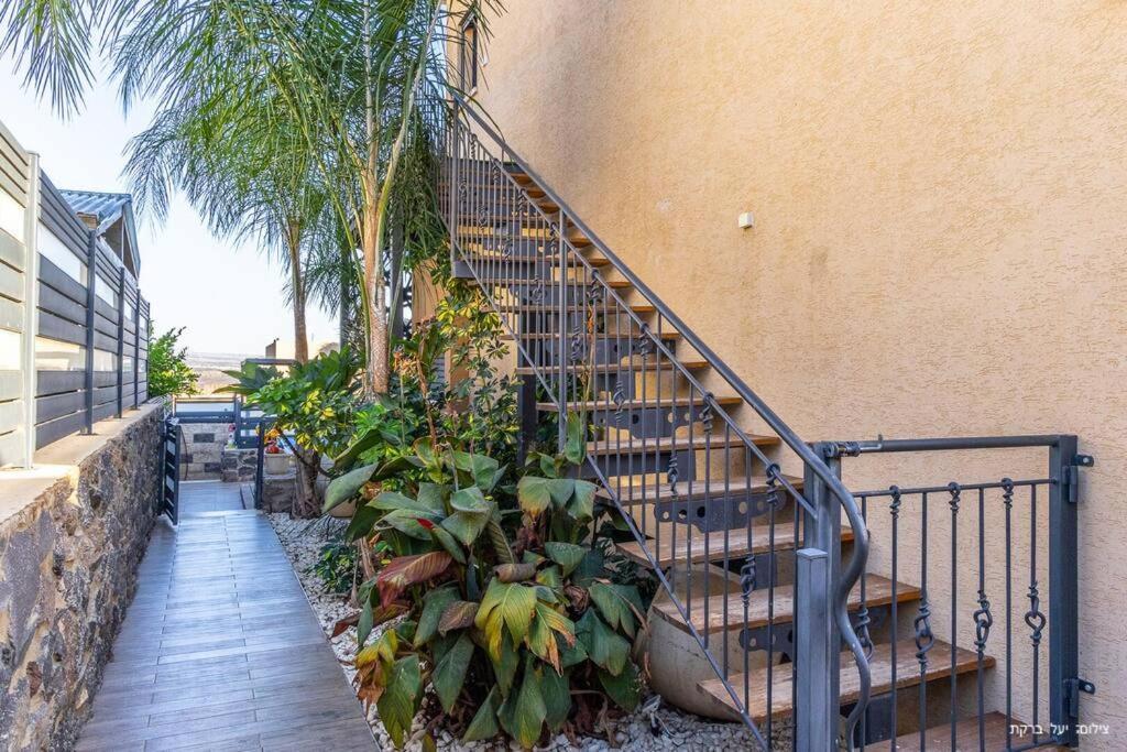 Villa מאיורי בוטיק - וילה מקסימה עם בריכה פרטית ונוף מהמם למשפחות בלבד Mishmār Hāyardin Exterior foto